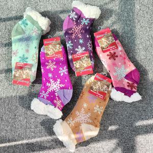 양말쟁이 따뜻한 눈꽃 방한 솜 털 단목 양말 3켤레 세트 구성