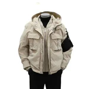 [롯데백화점]본 F/W 시베리안 구스 쉘파카 변형 견장 남성 2 IN 1 점퍼 (BN3WJP472BE)