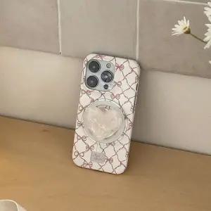 메이드모먼 ribbon whimsy 디자인 맥세이프 하드 폰케이스