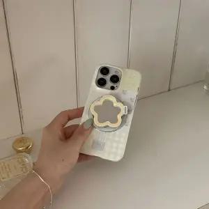 메이드모먼 vintage garden 디자인 맥세이프 하드 폰케이스