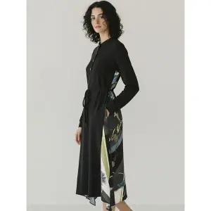 [하프클럽/막스까르띠지오]백 프린트 배색 롱원피스