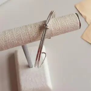 여성 패션 매듭 실버 오픈 뱅글 꼬임 레이어드 팔찌