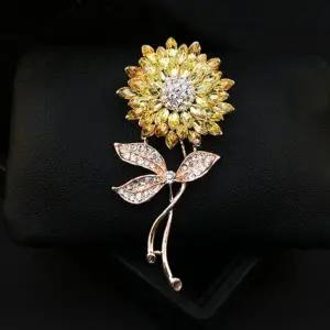 고급스러운 해바라기 옷핀 멋진 브로치 여성 뱃지 중년 포인트 악세서리 (WFJ5TK1)