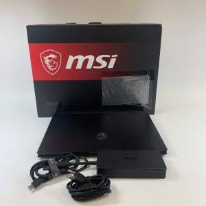 MSI 오픈 Box Raider 18 HX AI A2XW 울트라 9 285HX 64GB RAM 2TB SSD 솔리드 스테이트 드라이브[세금포함]