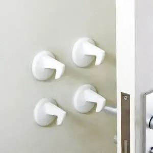 찍힘문고리가드 문쾅 소음 벽에붙이는 복원력좋은 문닫힘스토퍼 반영구적 (WFJ73IT)