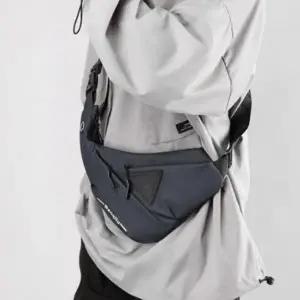 [옷자락]남성용 멀티포켓 버클 슬링백