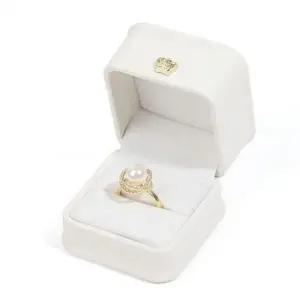 [하프클럽/]크라운 주얼리 데일리 케이스 하드 클래식 반지 화이