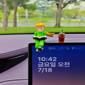 소르베어 테슬라모니터인형 장식 차량용 강아지