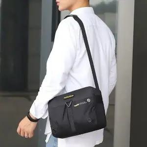 [하프클럽/]남성 로고포인트 캐주얼 더블포켓 수납 방수 크로스백