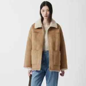 [롯데백화점]쥬크 루즈핏 집업 무스탕 Z254PSF654