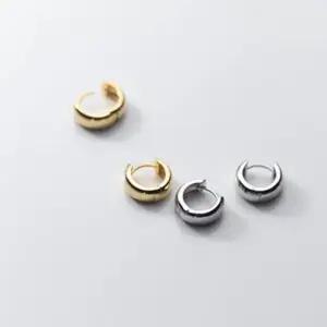 에르모사제이 E094 볼륨 원터치 링귀걸이 / 실버 925 은 귀걸이