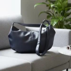 빈티지 블랙 라운드 바게트백 데일리 여성가방 숄더백