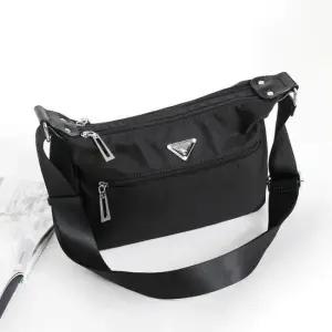 크로스백 코디 선물 손가방 캐쥬얼 천 오피스룩 남성가방 남자크로스백