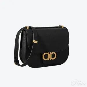 페라가모 간치니 여성 크로스백 가방 21 9867 0781033