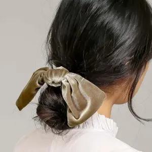 엔젤슈슈 벨벳 리본 매듭 곱창밴드 베이지 머리끈