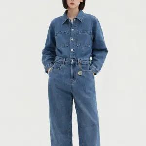 [스파오]데님 점프 수트 (SPTJC23G91-T)