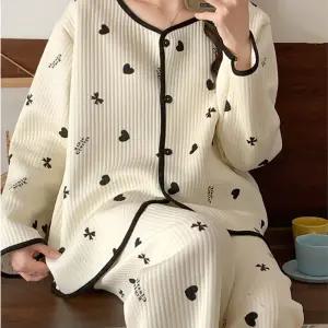 큐티블랙 포근 누빔파자마 겨울잠옷세트 파티 셋트 부드러운 러블리홈웨어 긴팔 여성 웨어