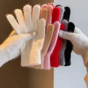 여성장갑 따뜻한 앙고라 방한 러블리 베이직 심플 니트 울 울니트장갑 포근하고