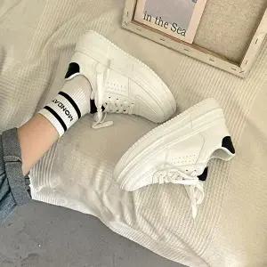 여성 2컬러 캐주얼화 통굽운동화 키높이 스니커즈화-WFIOUYB