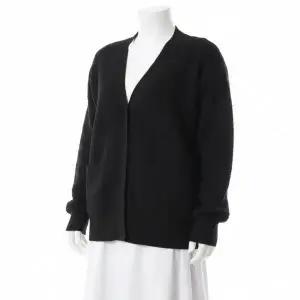 [펜디]FENDI 25FW FF CmereWool Cardigan FZE549 AYM0 F0GME 캐시미어울 가디건 872550