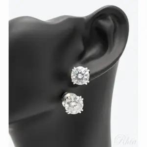 스와로브스키 25FW 스틸라 스터드 이어링 5636712