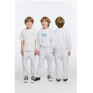 [갤러리아] 베네통키즈 그래픽 셋업 QASE01611_MG(멜란지그레이)