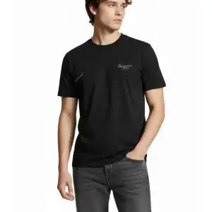 지방시 26SS 로고 스탬프 프린트 코튼 티셔츠 (BM71NK3YSA 001)