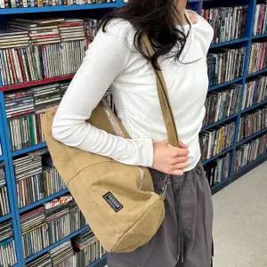 와이아이 0822 보스턴 가방 스포츠가방 보스턴백 캔버스크로스백 캐주얼보스톤백