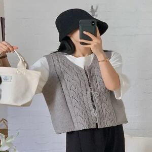 오프닝 리본 꽈배기 니트 조끼 (2color)