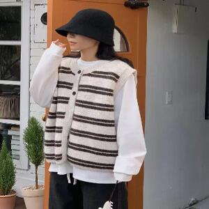 더블 배색 버튼 니트 조끼 (2color)