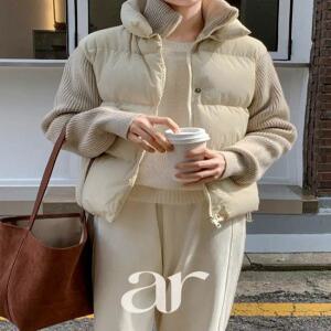 (레이어드한듯) 니트 집업 일체형 하이넥 패딩 패딩점퍼 데일리룩 데이트룩 데일리룩