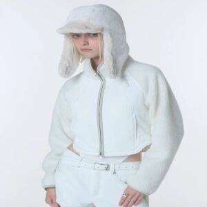 [ORDINARY HOLIDAY] 플러피 슬리브 패딩 점퍼 [WHITE]