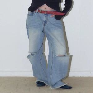 [ORDINARY HOLIDAY] 데미지 데님 와이드 팬츠 [SKY BLUE]