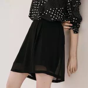 [막스까르띠지오]쉬폰 배색 미디움 치마바지