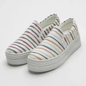 여성 스트라이프 통굽 슬립온 경량 가벼운 스니커즈/신발/단화/슈즈/컴포트화/캔버스/운동화/캔버스화/여성