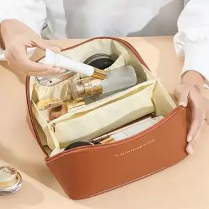 메이크업 손가방 대용량 여행용 화장품파우치 워터파크 사우나 바캉스 데이트용 병원