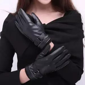 찬바람 여성 안감퍼 스마트터치 막아주는 가죽장갑