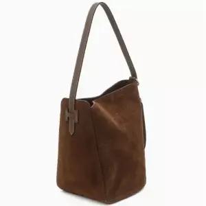 헤지스액세서리 [쇼핑백동봉] 시그니처 H 브라운 스웨이드 숄더백 HIBA5F337W3