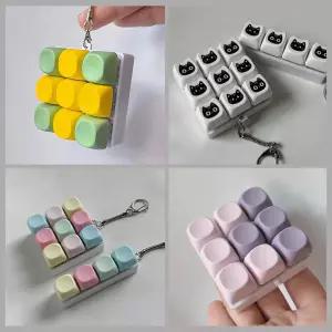 신상 귀여운 고양이 파스텔 컬러 피젯 키보드 버튼 키캡 키링 감압 팝잇 키홀더 톡톡 꾹꾹이 블럭 피젯토이