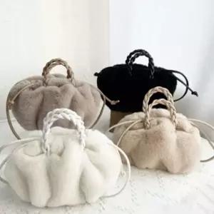 윈터 미니 퍼가방 숄더 퍼 털가방 숄더백 가방 따뜻 백 꼬임 토트 크로스 토트백 복조리