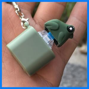 개구리 노크 장난감 개구리 키보드 키캡 조절기 래틀 버튼 사운드 키체인 장식 장식품 빛과 소리 펜던트