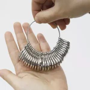 반지 측정도구 인기제품 호수 측정 반지게이지 측정기 줄자 사이즈 치수 재기 규격 링게이지 손가락 KS 신