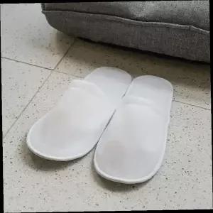 실내 슬리퍼 화이트 무지 심플 거실용 손님용 일회용 가벼운 여름 실내화