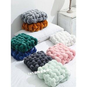 자이언트 얀 쿠션 북유럽 인테리어 벨벳 소파 사각 거실 꽈배기 매듭