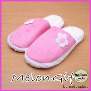 [라일리] Rly 겨울 WT027 슬리퍼 땡처리 실내화 털 파우치데이