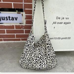 [라일리] Rly 호피 에코백 레오파드 연예인 여행용 데일리 크로스