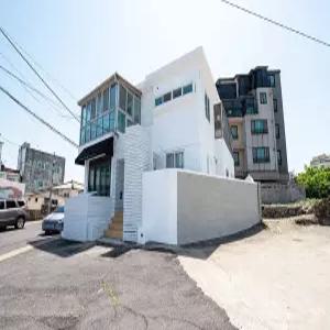 [제주 게스트하우스] 제주 문스스테이 (제주공항 서부(용담,도두,연동,노형동))