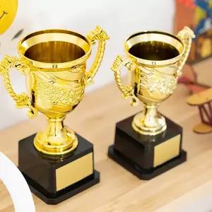 [문구티쳐] 민화 미니 플라스틱트로피 (중/대) 골드라벨지 3종택1 시상식 어린이트로피 행사 졸업 장식품 기념패 상장 선생님감사패