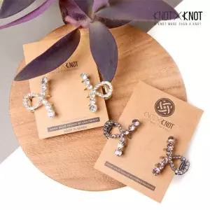 [KNOTXKNOT] 2p 앙증맞고 고급진 블랙 화이트 큐빅 꼬임 집게핀