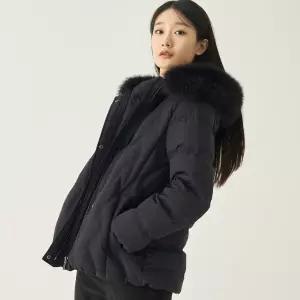 [지센] (2컬러) 폭스후드 물결퀼팅 덕다운 코쿤 점퍼 LCDWNA29